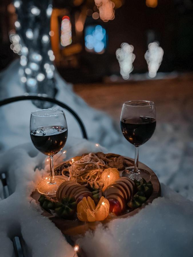 Karpats'Kyi Kalejdoskop Hotel Slavske Buitenkant foto