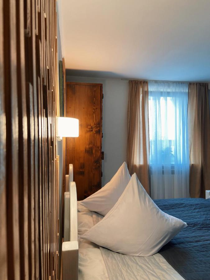 Karpats'Kyi Kalejdoskop Hotel Slavske Buitenkant foto