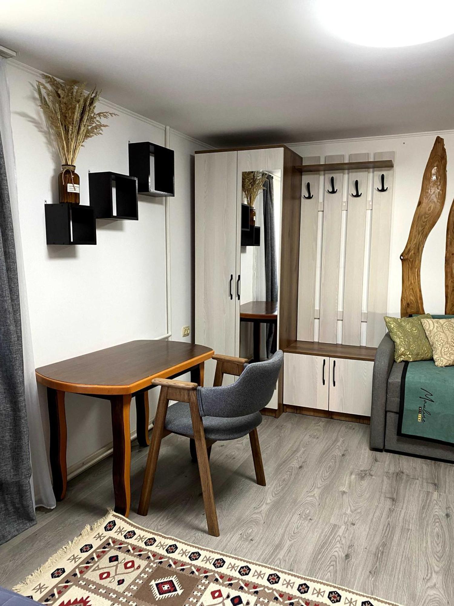 Karpats'Kyi Kalejdoskop Hotel Slavske Buitenkant foto
