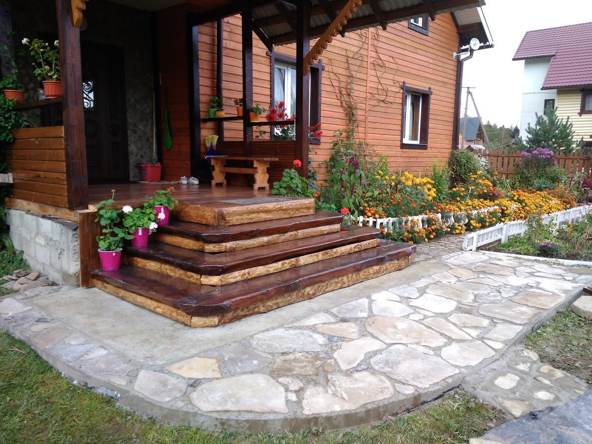 Karpats'Kyi Kalejdoskop Hotel Slavske Buitenkant foto